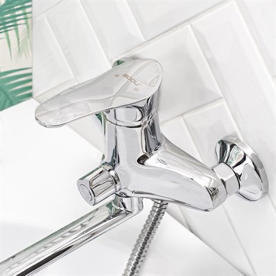 Смеситель для ванны с душем BOOU B8173-18F универсальный Латунь - фото 737253852